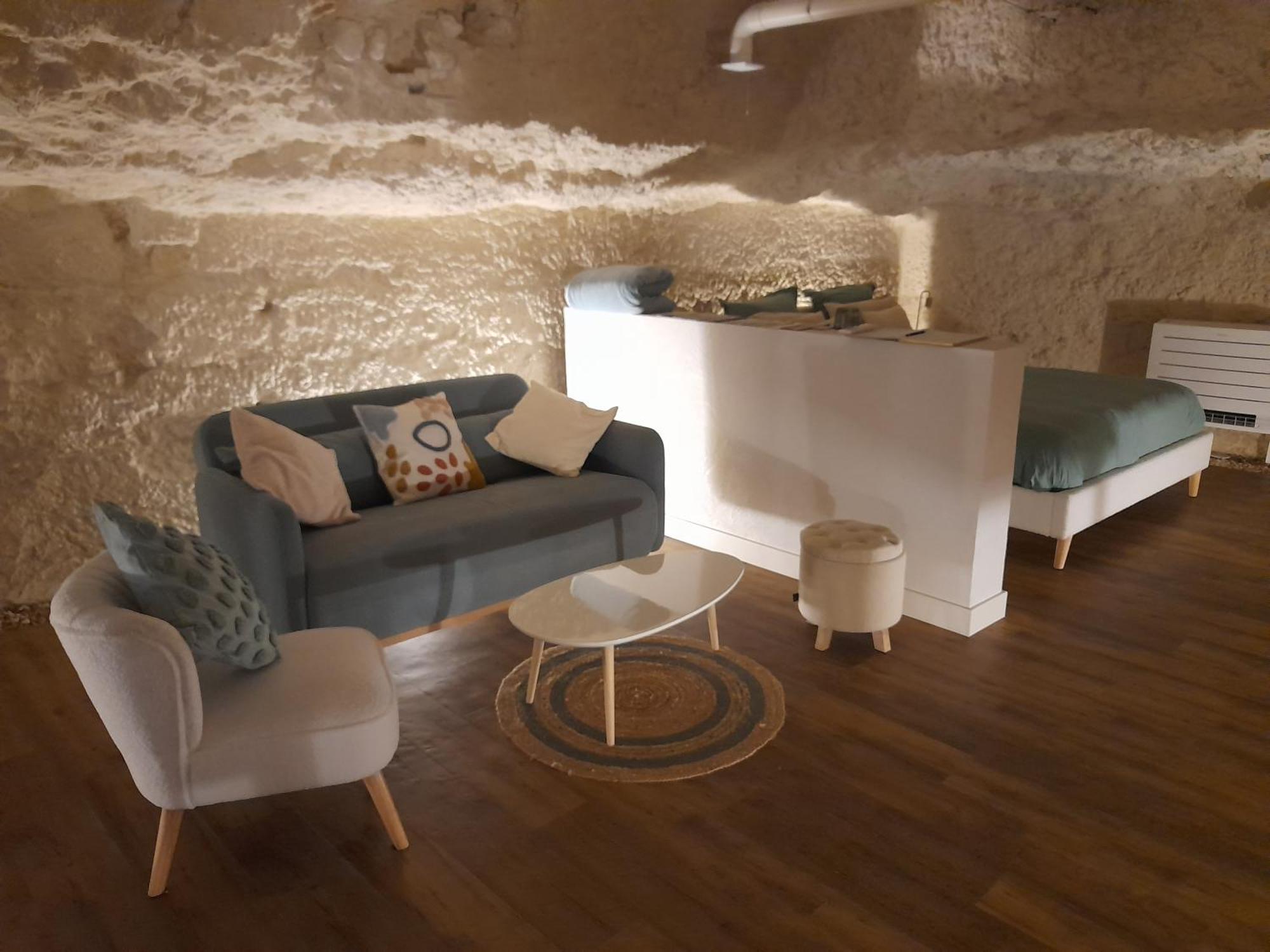 Appartement La Grotte Du Bonheur à Cangey Extérieur photo
