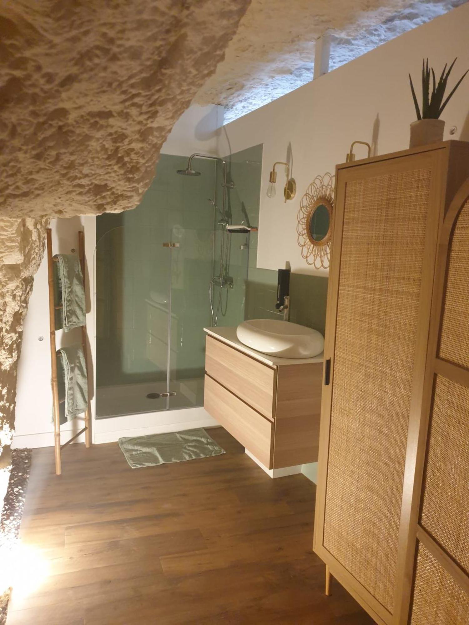 Appartement La Grotte Du Bonheur à Cangey Extérieur photo